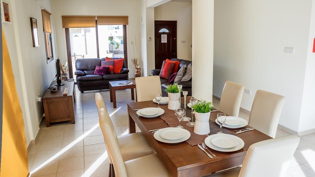 Protaras Holiday Villa 007 Стая снимка